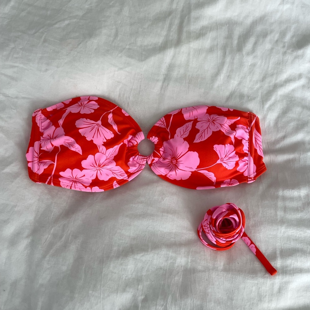 Floral bandeau bikini top